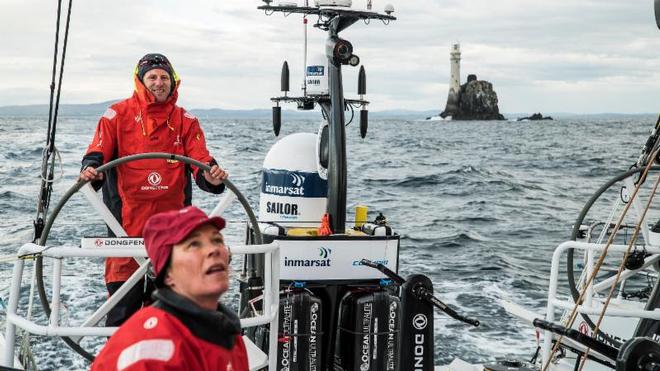 Dongfeng Race Team's VO65 round the Fastnet Rock – Rolex Fastnet Race ©  Jeremie Lecaudey / Volvo Ocean Race